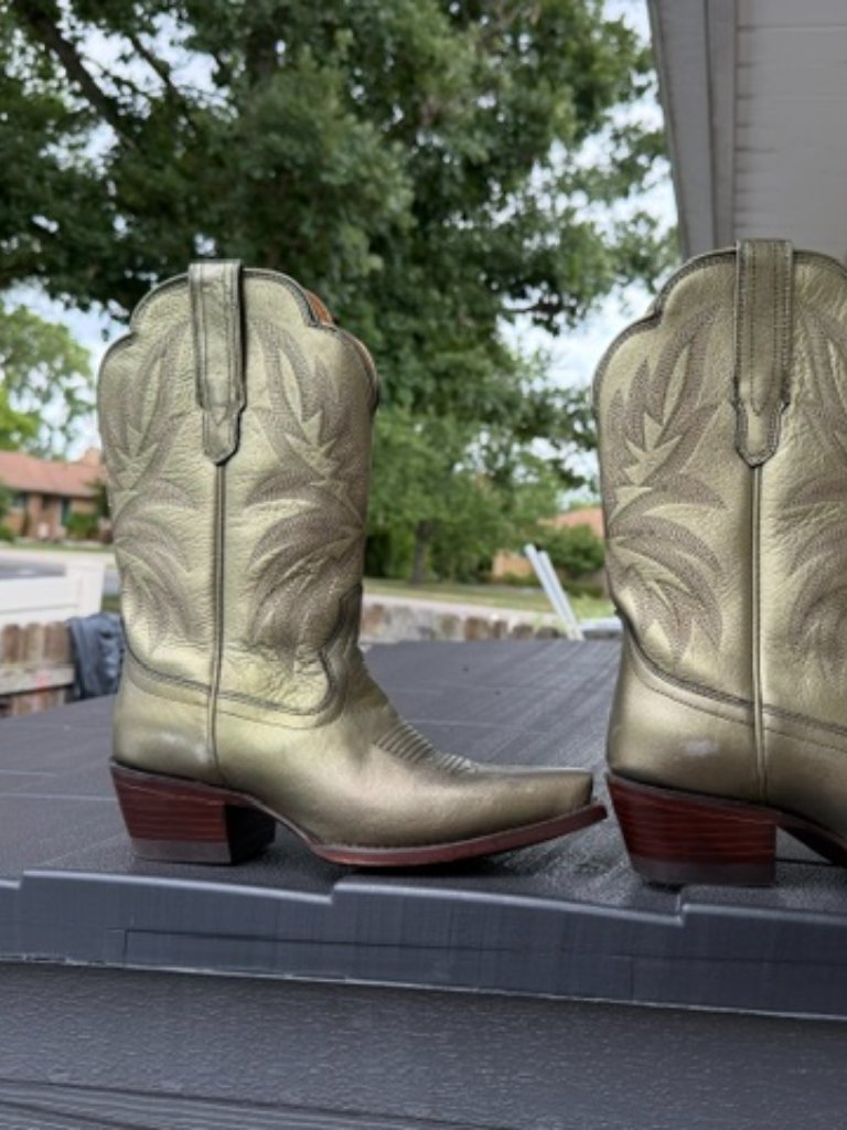 Tecovas Sadie Olive Metallic Limited Holiday Edition Boots 6 — image 2 of 8